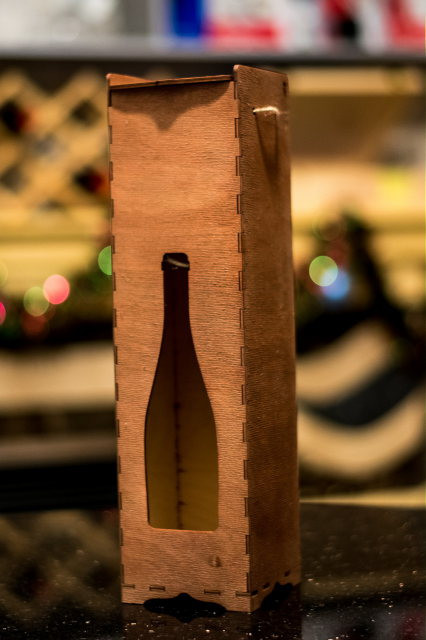 Коробка на 1 бутылку &quot;Бутылка Бургундия&quot;, шлифовка, морилка, размер 9.80х9.80х36.50 